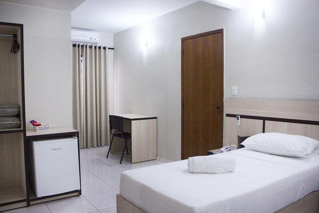 Hotel Mont Blanc Ceilandia Phòng bức ảnh